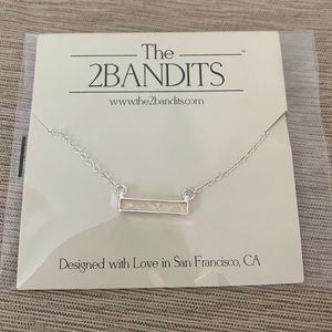 The 2Bandits necklace